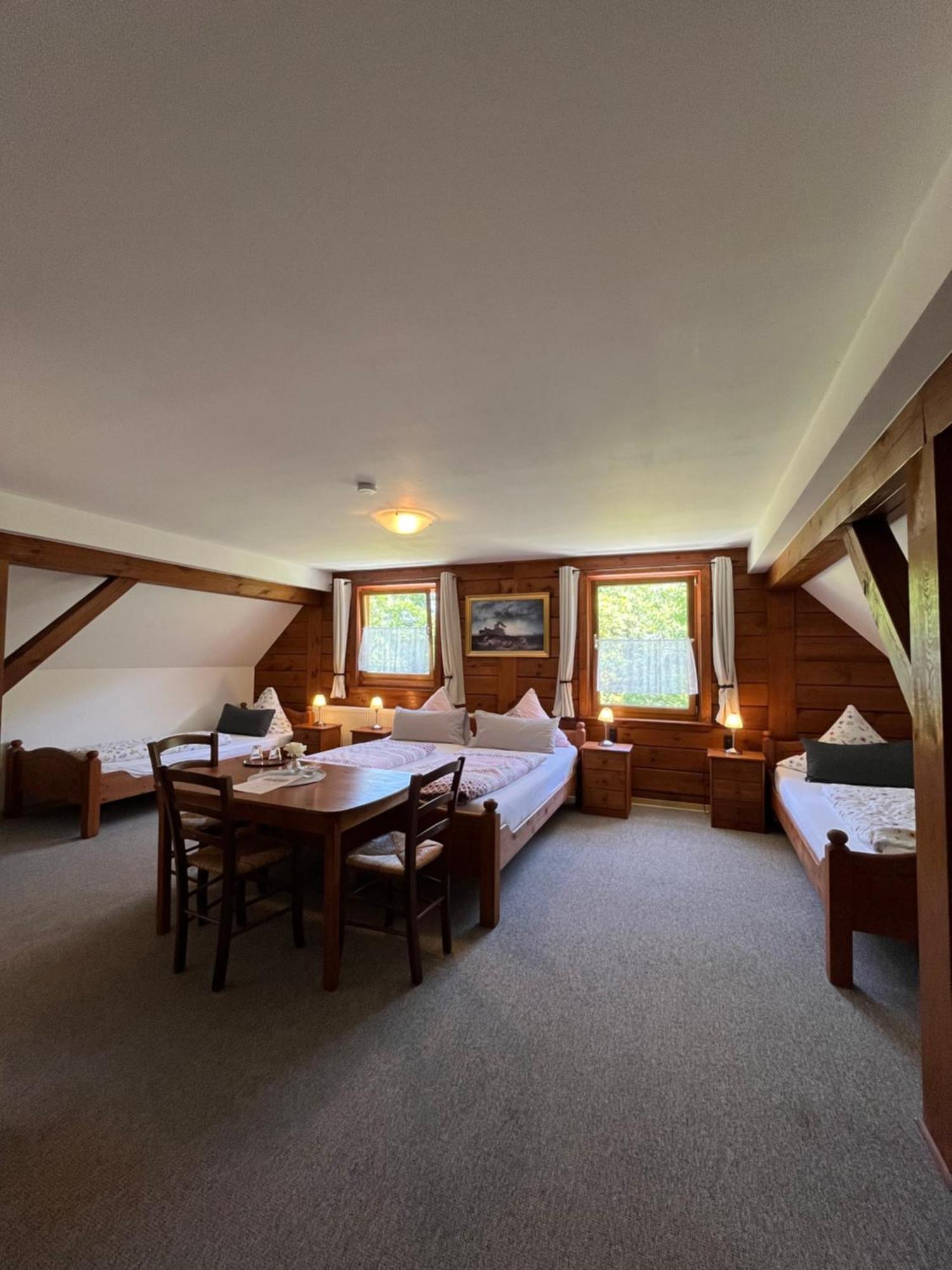 Waldhaus Lahnstein Hotel ภายนอก รูปภาพ