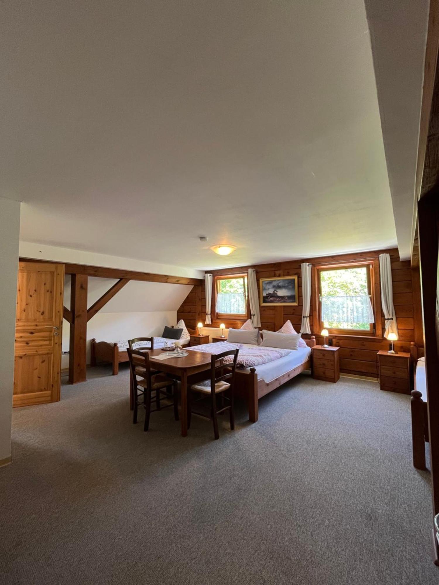 Waldhaus Lahnstein Hotel ภายนอก รูปภาพ
