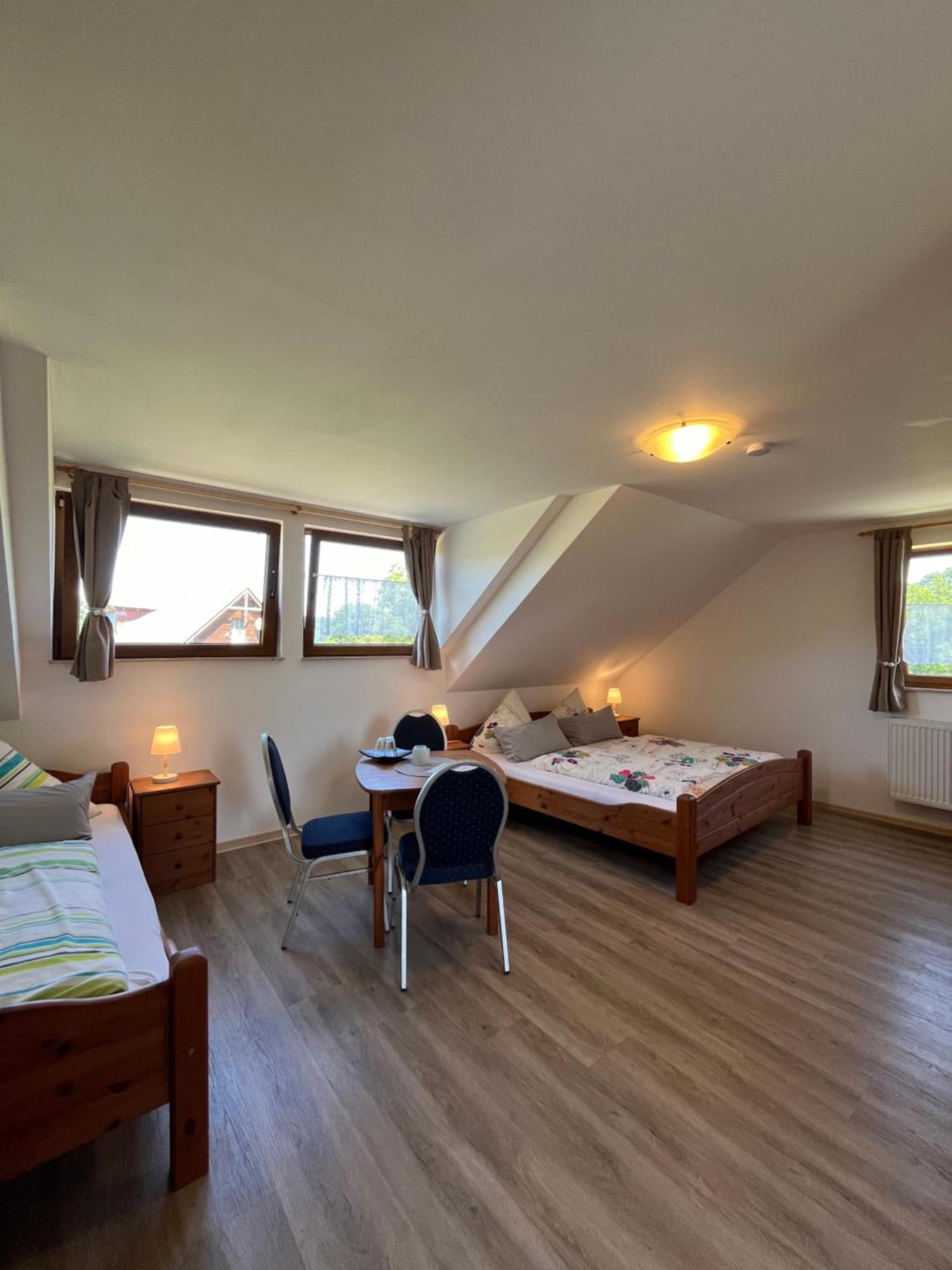 Waldhaus Lahnstein Hotel ภายนอก รูปภาพ